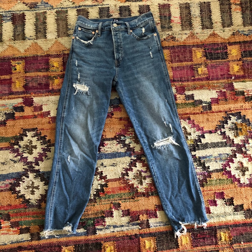 Gap High Rise Rip & Repair Cheeky Straight Jeans